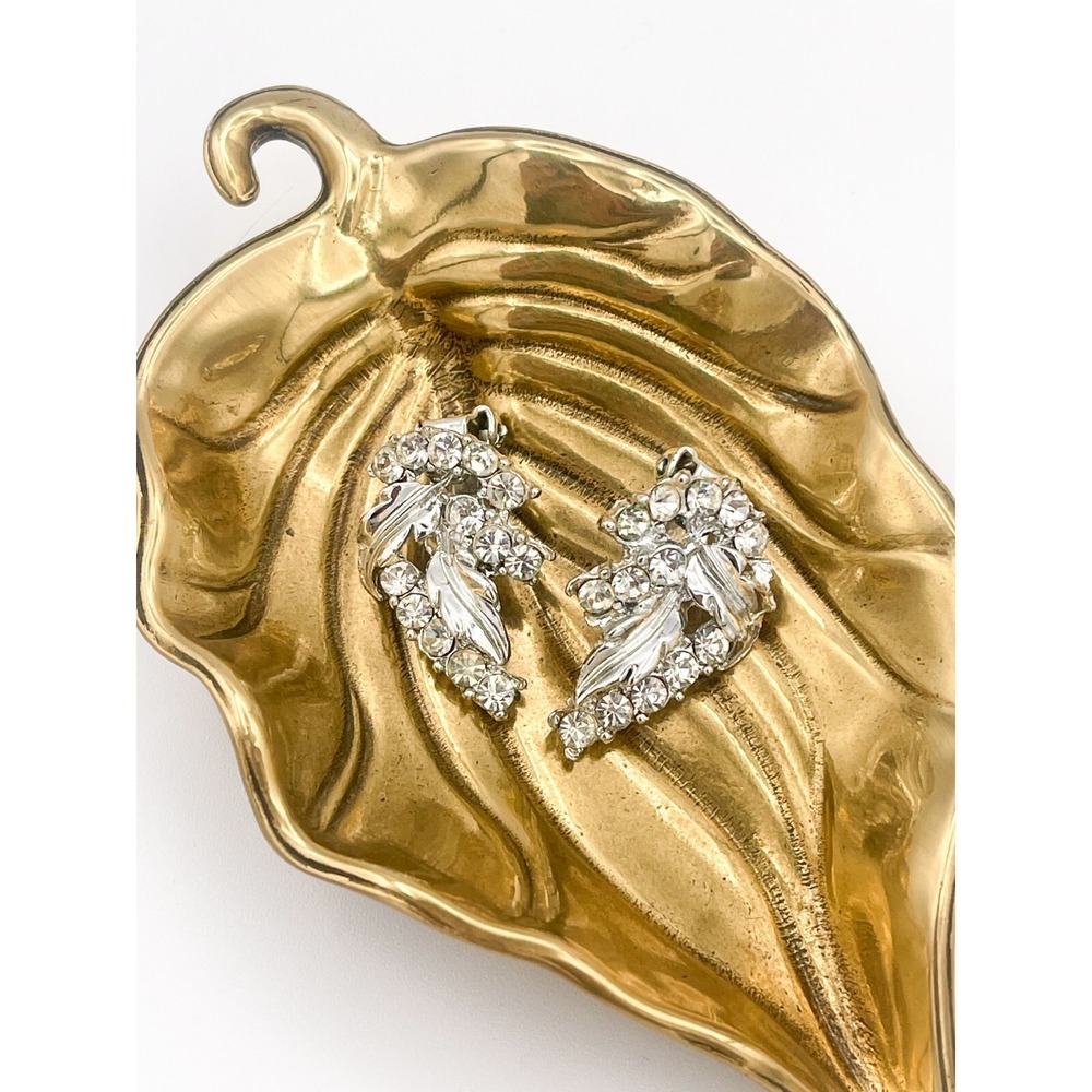 Vtg Silver Tone Leaf Rhinestone Clip-On Earrings | MCM Swirl Design